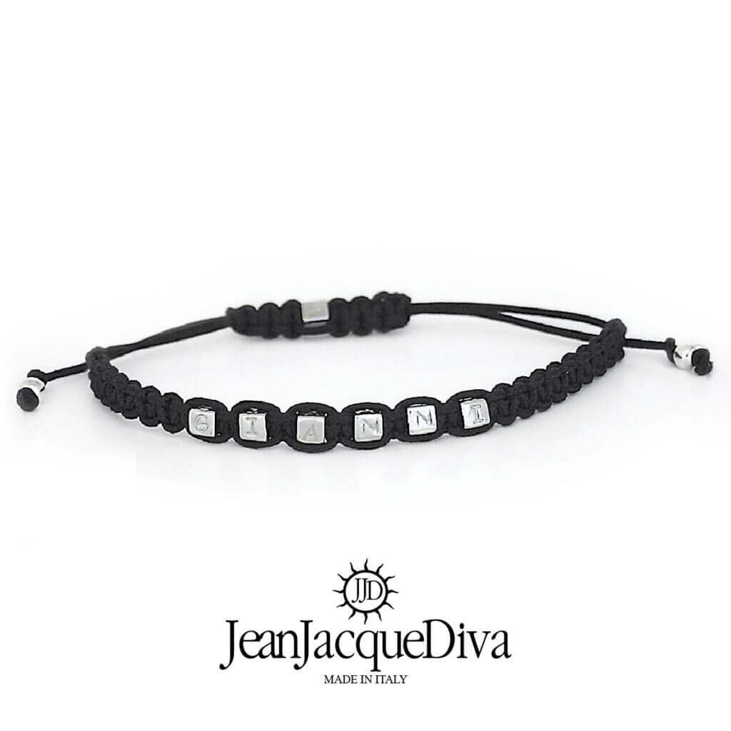 bracciale il mio nome è in macramè e dadi Nov25 di JeanJacqueDiva JJD1959